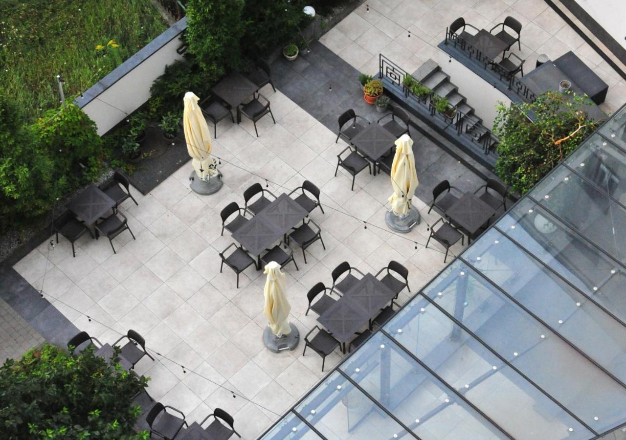 Bk Aparthotel Praga - National Stadium - Comfortable Apartment For 4 People Warschau Exterior foto