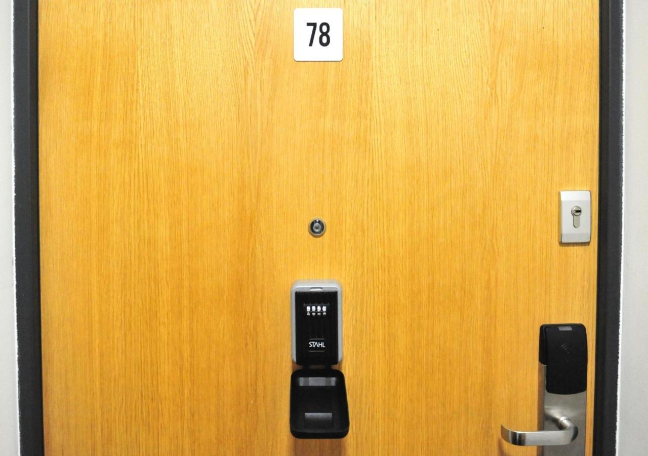 Bk Aparthotel Praga - National Stadium - Comfortable Apartment For 4 People Warschau Exterior foto